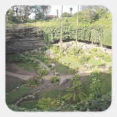Umpherston Sinkhole Verstecktes Heiligtum Quadratischer Aufkleber (Vorderseite)