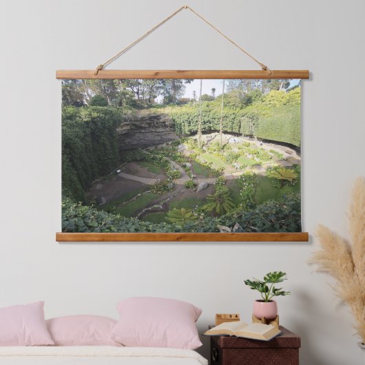 Umpherston Sinkhole Verstecktes Heiligtum Wandteppich Mit Holzrahmen (Schlafzimmer)