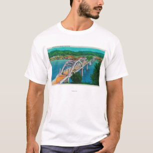 Umpqua Fluss-Brücke in Reedsport, Oregon T-Shirt