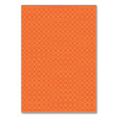 Umschlagpapier mit einem Muster in orangefarbenem, Tischnummer (Rückseite)