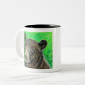 Umsichtige Braunbärenmalerei Zweifarbige Tasse (Vorderseite Links)