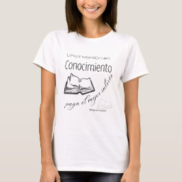 una inversion en conocimiento paga el mejor intern T-Shirt