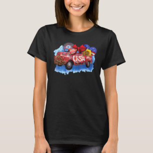 Unabhängigkeitstag I USA-Flagge und altes Auto T-Shirt