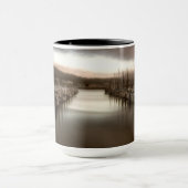 Unausgeglichener Säulen-Punkt-Hafen Half Moon Bay Tasse (Zentrum)