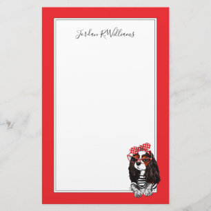 Unbekümmerter Königcharles Spaniel addieren Briefpapier