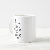 Unbekümmerter Königcharles Spaniel Kaffeetasse (Vorderseite Links)