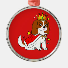 Unbekümmerter Königcharles Spaniel mit Krone und Ornament Aus Metall