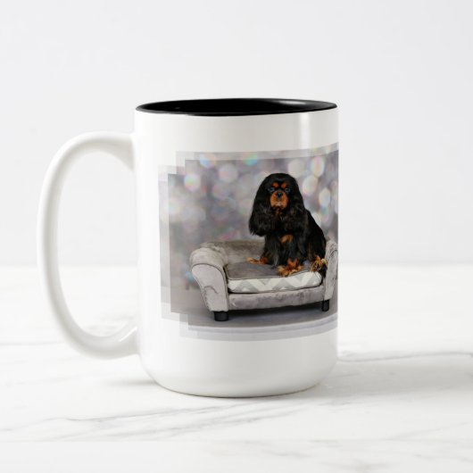 Unbekümmerter Königcharles Spaniel - Tassen (Links)