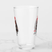 Unbekümmerter Königcharles Spaniel von Paris mit Glas (Rechts)