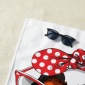 Unbekümmerter Königcharles Spaniel von Paris mit Strandtuch (Beispiel)