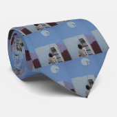 Unberechtigte Krawatte (Gerollt)