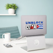 Unblock Cuba Aufkleber (Laptop auf Schreibtisch)