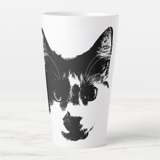 Unbothered – Ink Style Cat Milchtasse (Vorderseite)