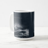 Unbroken - Dunkle stürmische Ozean-Ästhetik-Zitat Kaffeetasse (Vorderseite Links)