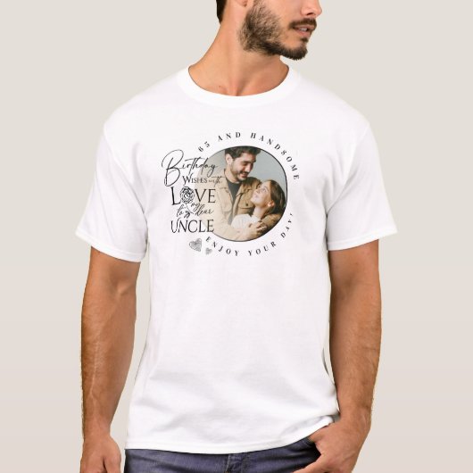Uncle Birthday Minimalist Design T-Shirt (Vorderseite)