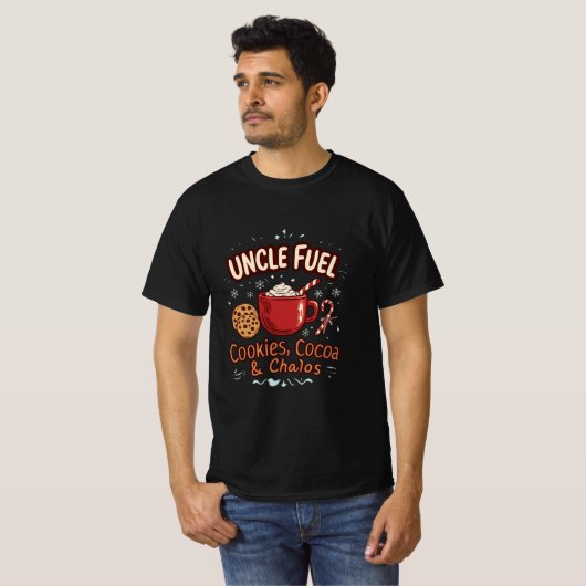 Uncle Fuel: Cookies, Cocoa & Chaos | Funny Holiday T-Shirt (Vorne ganz)