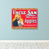 Uncle Sam Apple Label (rot) - Wapato, WA Leinwanddruck (Insitu (Holzboden))