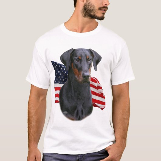 Uncropped natürliches Ohr Dobermannpinscher mit T-Shirt (Vorderseite)