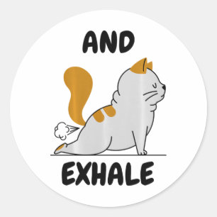 Und ausatmende Yoga-Katze Comfort Colors Erwachsen Runder Aufkleber