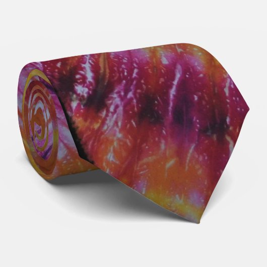 Und ein bisschen Lila Krawatte (Gerollt)