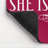 Und obwohl sie nur wenig ist, ist sie erbittert mousepad (Ecke)