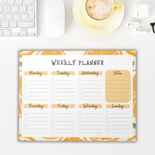 Undated Weekly Planner with Orange Slice Border Notizblock