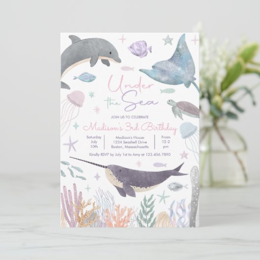 Under the Sea Dolphin Narwhal Sea Life Birthday Einladung (Stehend Vorderseite)