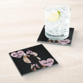 Under Umbrella: Romantic Couple Kissing in Rain Glasuntersetzer (Schrägansicht)