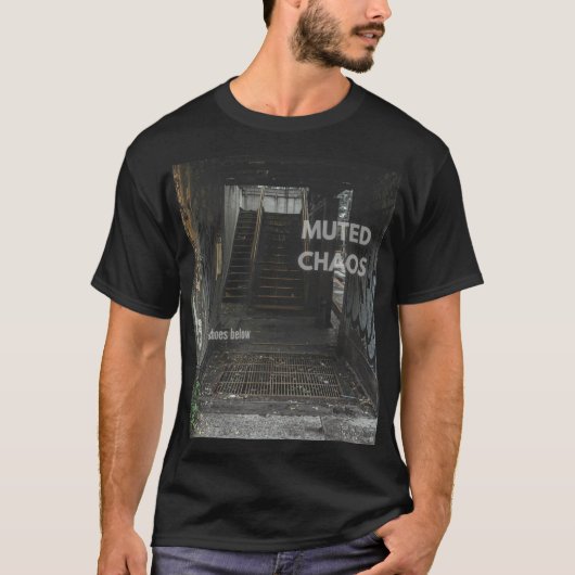 Underground Chaos Streetwear Unisex T-shirt (Vorderseite)