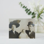 Uneasy Daddy in Bowler Family RPPC B&W Foto Image Postkarte (Stehend Vorderseite)