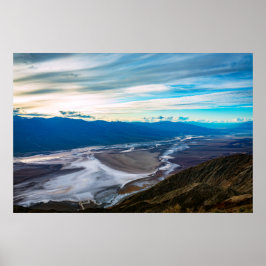 Unendliche Horizonte über das Badwasserbecken Poster