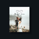 Unendliche Liebe für benutzerdefinierte Familienna Leinwanddruck<br><div class="desc">Dieses Design druckte Script Infinity Liebe Custom Familienname Wedding Bride Groom Canvas Print,  die mit Ihrem Text angepasst werden kann. Bitte klicken Sie auf den Button "Anpassen" und verwenden Sie unser Design-Tool,  um diese Vorlage zu ändern. Karo im Grafikdesign-Store für andere Produkte,  die diesem Design entsprechen!</div>