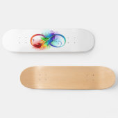 Unendliches Symbol mit Regenbogenfederhalter Skateboard (Horizontal)
