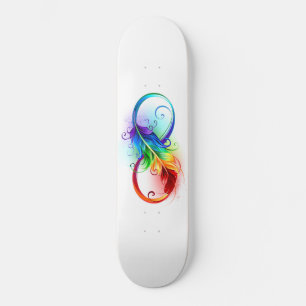 Unendliches Symbol mit Regenbogenfederhalter Skateboard