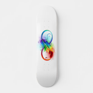Unendliches Symbol mit Regenbogenfederhalter Skateboard