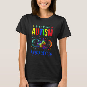 Unendlichkeit im a Stolz Oma Autismus Bewusstseins T-Shirt