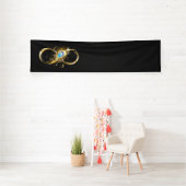 Unendlichkeit mit Golden Peacock Feather Banner (InSitu)