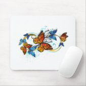Unendlichkeit von Monarchfaltern Mousepad (Mit Mouse)