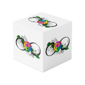Unendlichkeitssymbol mit Rainbow-Rose Würfel (Rückseite Schrägansicht)