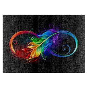 Unendlichkeitssymbol mit Regenbogen-Feder Schneidebrett