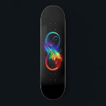 Unendlichkeitssymbol mit Regenbogen-Feder Skateboard<br><div class="desc">Künstlich gezeichnet Unendlichkeitssymbol mit schönem Regenbogenfeder auf weißem Hintergrund. Tattoo-Stil.</div>
