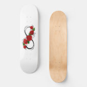 Unendlichkeitssymbol mit Rote Rosen Skateboard (Vorderseite)