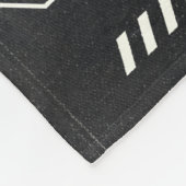 Unerkannt - Techno-Brutalist Streetwear Design Fleecedecke (Ecke)