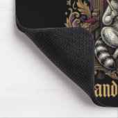 Unflätiger und verwilderter Waschbärkronenthron-Go Mousepad (Ecke)