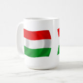 Ungarische Tasse der Flagge (Vorderseite Links)