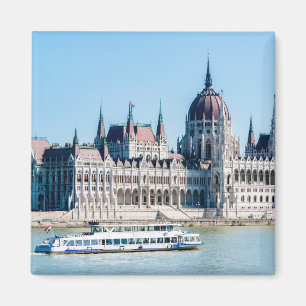 Ungarisches Parlamentsgebäude in der Stadt Budapes Magnet