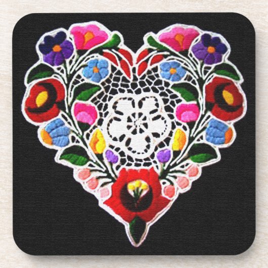 Ungarisches Stickereiherz auf schwarz Getränkeuntersetzer (Vorderseite)