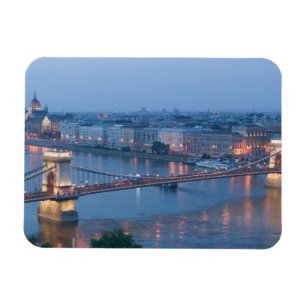 UNGARN, Budapest: Szechenyi-Brücke (Kettenbrücke), Magnet