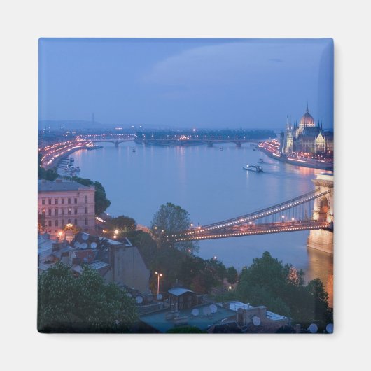 UNGARN, Budapest: Széchenyi (Kettenbrücke), 2 Magnet (Vorne)