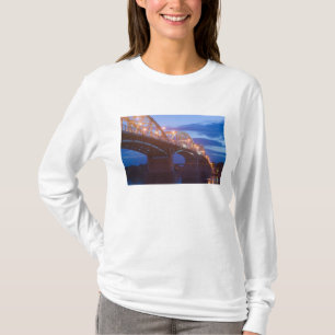 UNGARN, DANUBE-KRÜMMUNG, Estergom: Maria Valeria T-Shirt